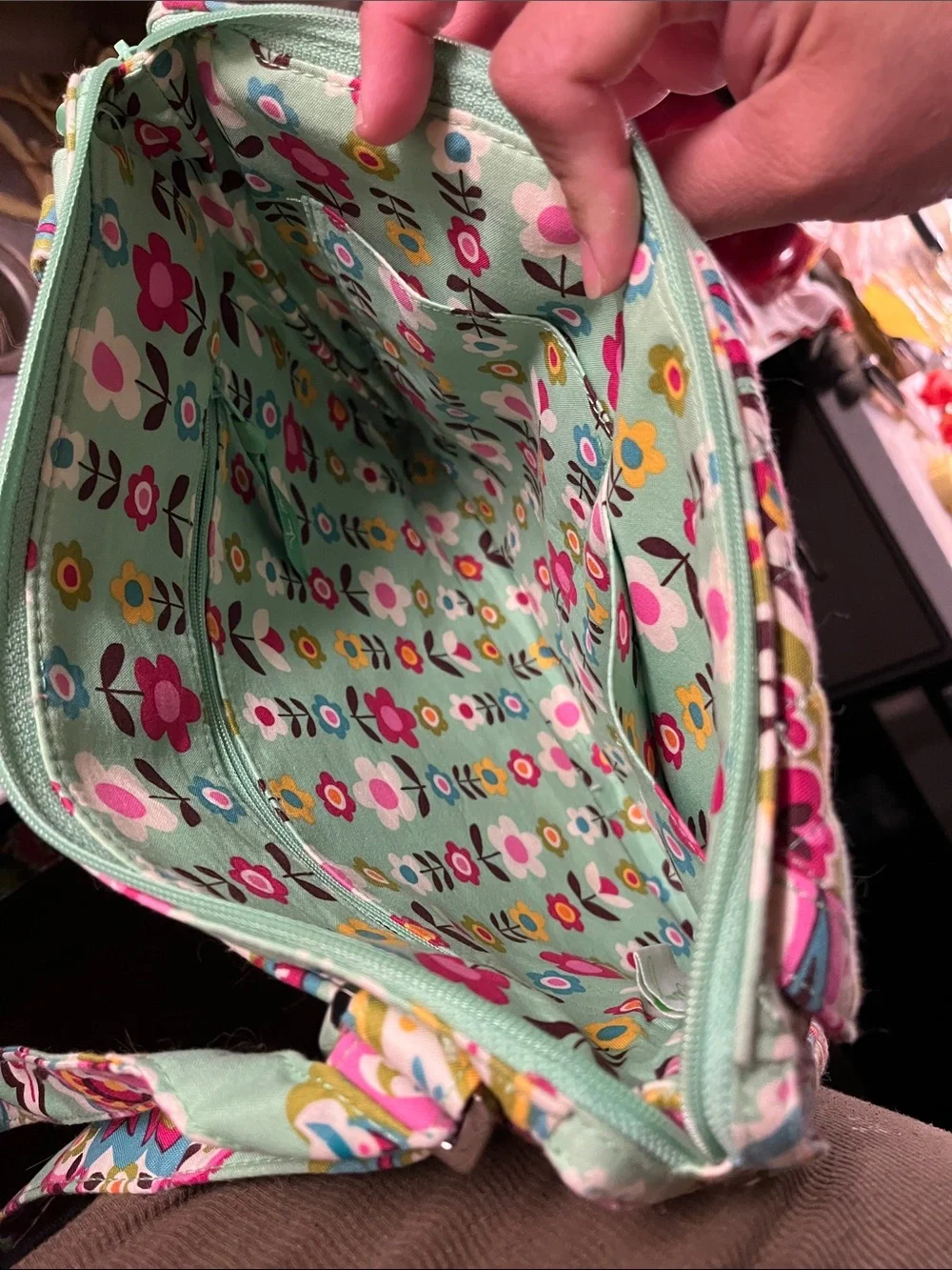 Vera Bradley tutti gritty Quilted messenger bag